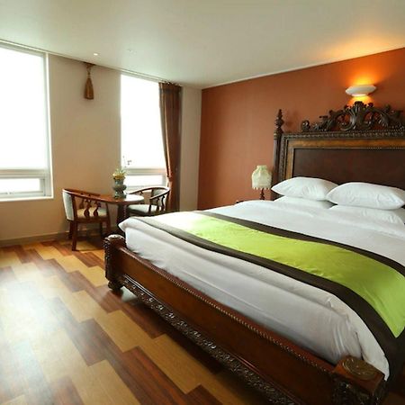 Hotel Castle Beach Puszan Kültér fotó