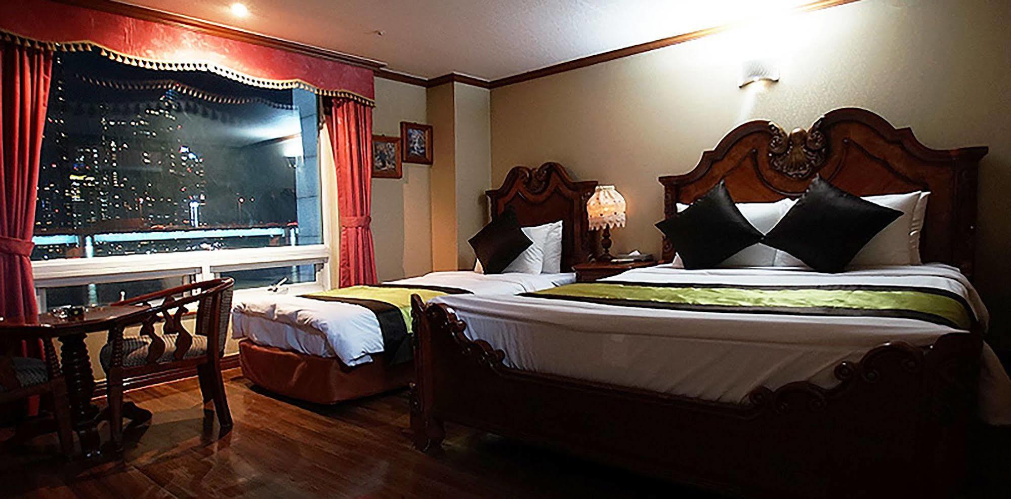 Hotel Castle Beach Puszan Kültér fotó